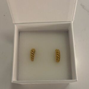 Mejuri Croissant Dome Earrings